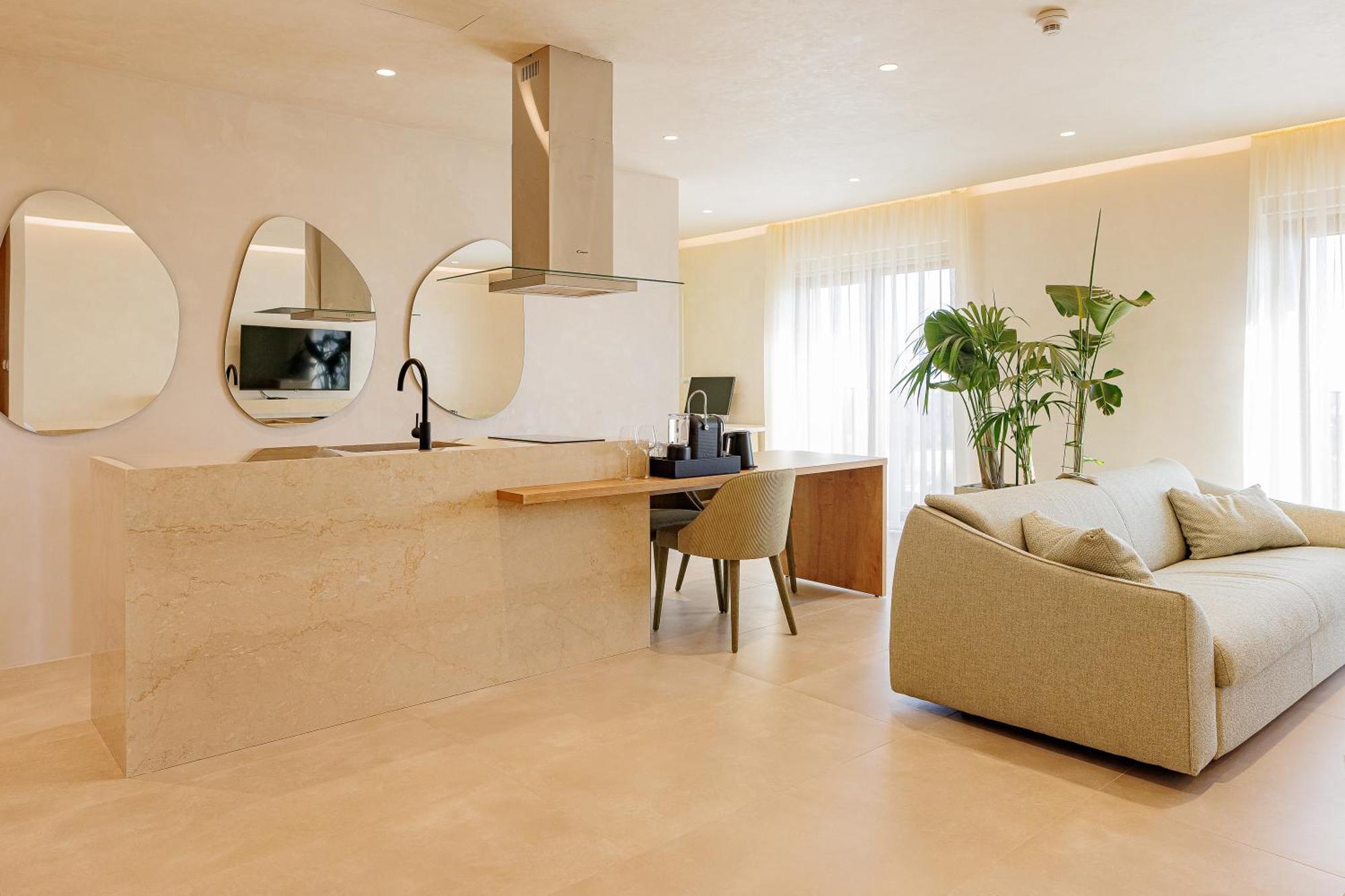 Hotel Hogo Indija Bagian luar foto